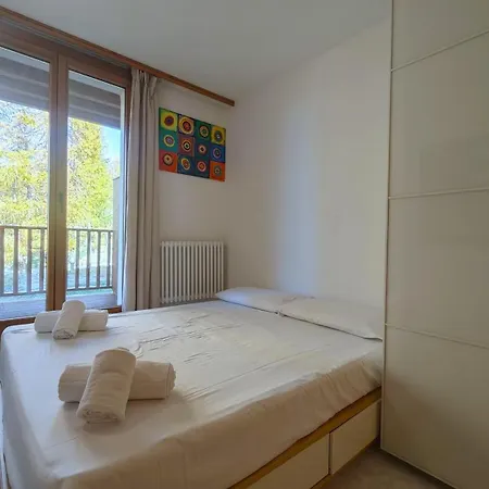 Hostdomus - Lumiere R15 *